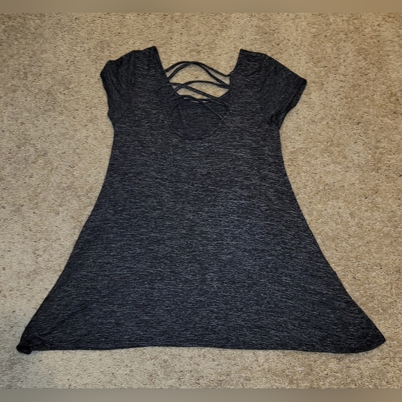 Maurices Grey Black Tunic size medium - Picture 2 of 2